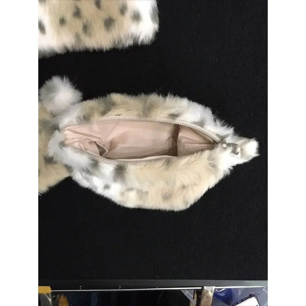 PB teen furry make up bag 10